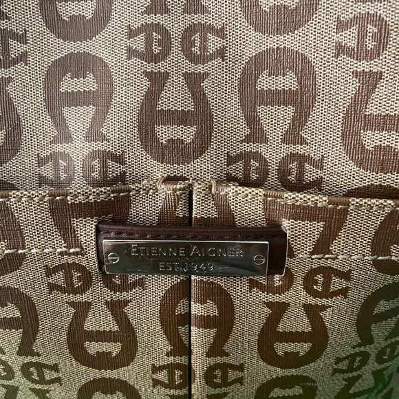 Ettienne Aigner Women's Brown Shoulder Bag 11x9x5 Signature Logo Coated Canvas - Picture 9 of 11